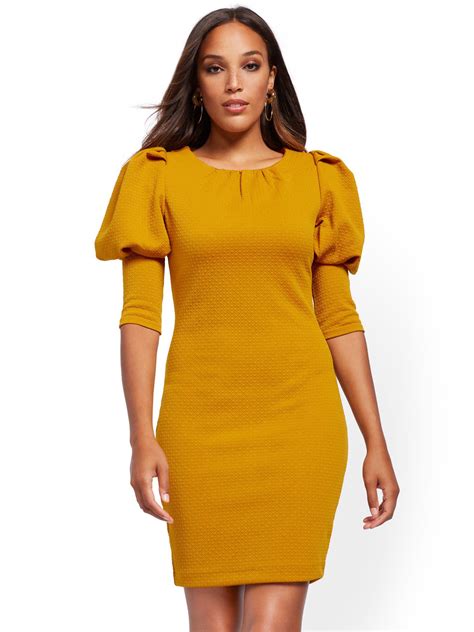 New york dress company - La Femme dresses are perfect for flattering the female form. They bring class to their wearer. Shop the selection of La Femme gowns at NewYorkDress today!